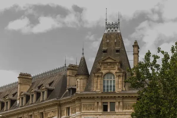 Paris; Fransa - 22 Nisan 17: Opera Binası