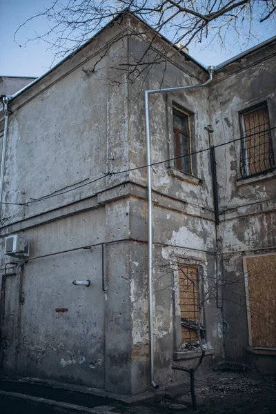 乌克兰Mykolaiv 2023年3月11日 俄罗斯空袭摧毁的住宅 基础设施 企业建设 乌克兰的战争概念 摧毁民用建筑 人都死了 — 图库照片