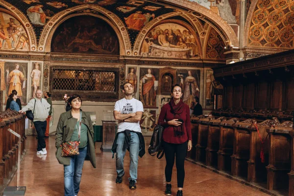 Milão Itália Maio 2023 Última Ceia Turistas Admira Decoração Livre — Fotografia de Stock