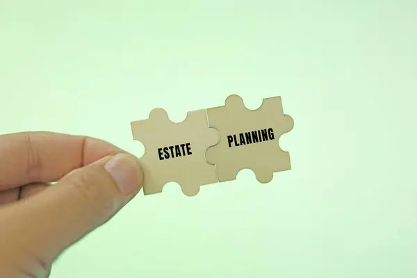 Emlak Planlama, el ele tutuşmalar