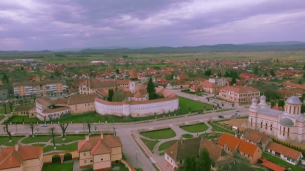 Κηφήνας Πλάνα Της Μεσαιωνικής Οχυρωμένης Εκκλησίας Που Βρίσκεται Στο Prejmer — Αρχείο Βίντεο
