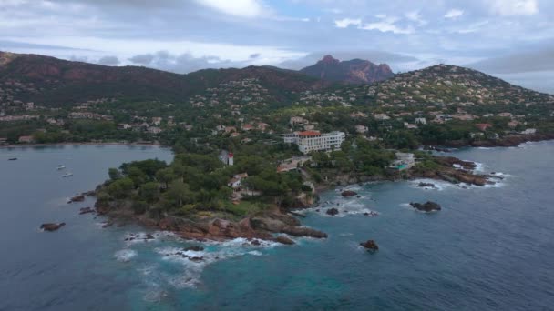 Luftaufnahme Der Bucht Von Agay Der Côte Azur Den Aufnahmen — Stockvideo