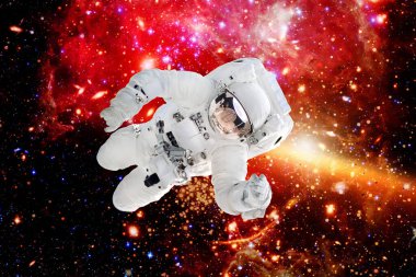 Astronot ve derin uzay. Bilim teması. Bu görüntünün elementleri NASA tarafından sağlanmıştır.