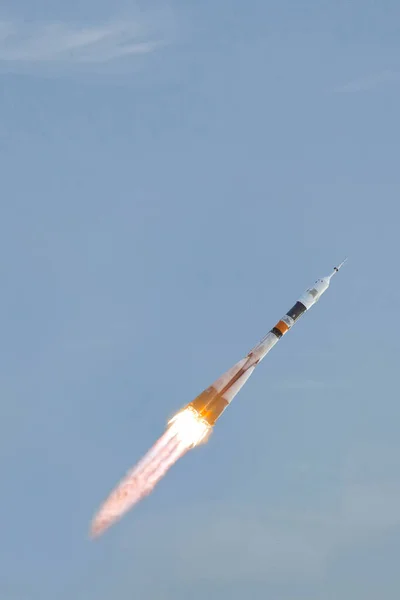 Rocket Takes Sky Elements Image Furnished Nasa — Stock Photo, Image