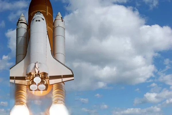 Flygande Raket Raket Lansering Elementen Denna Bild Möblerad Nasa — Stockfoto