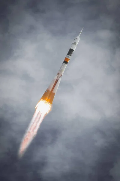 Racheta Decolează Cer Elementele Acestei Imagini Furnizate Nasa — Fotografie, imagine de stoc