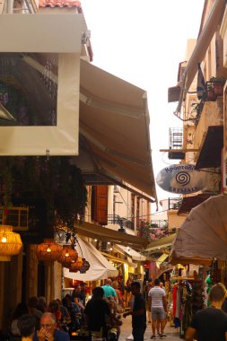 Rethymno, Girit - 27 Eylül 2023: Yunanistan 'ın Girit kentinin Rethymno kentindeki binanın dışı.