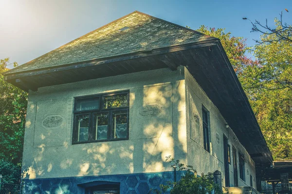 Fassade Des Alten Bauernhauses Herbst Hochwertiges Foto — Stockfoto