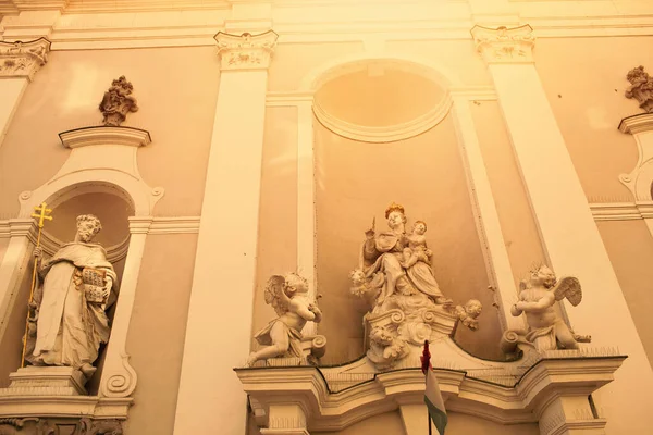 Fasada Kościoła Michała Budapeszcie Węgry Wysokiej Jakości Zdjęcie — Zdjęcie stockowe