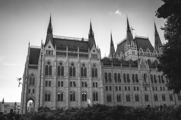 Budynek Parlamentu Węgierskiego Lecie Budapeszt Węgry Wysokiej Jakości Zdjęcie — Zdjęcie stockowe