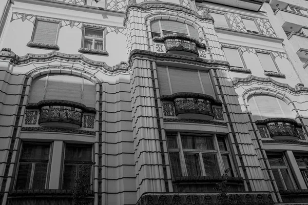 Façade Vieux Bâtiment Dans Centre Budapest Hongrie Photo Haute Qualité — Photo
