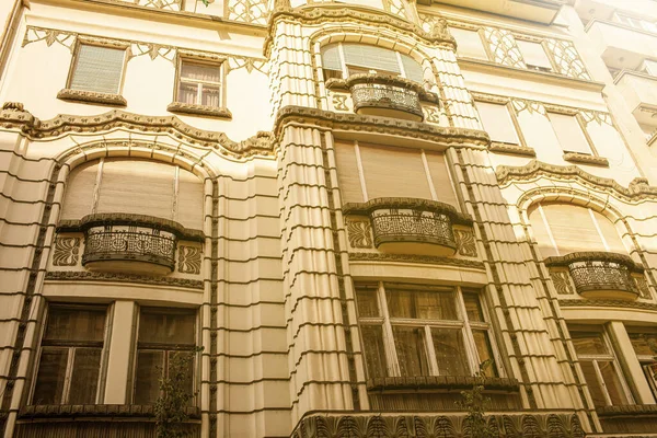 Fassade Eines Alten Gebäudes Zentrum Von Budapest Ungarn Hochwertiges Foto — Stockfoto