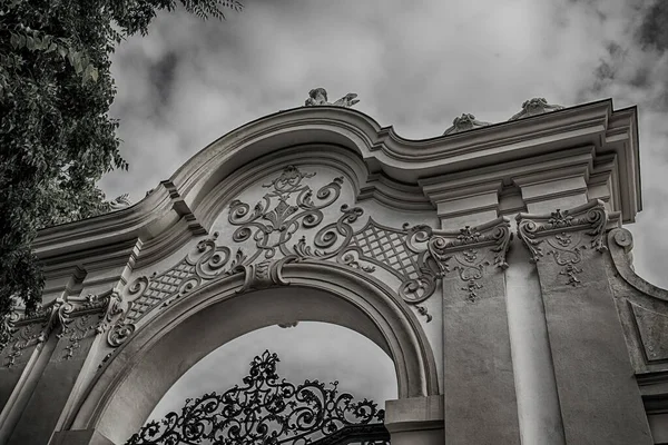 Необарокові Ворота Замку Фестетікс Кезелі Угорщина Високоякісна Фотографія — стокове фото