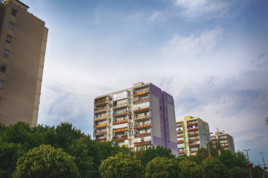 Komünist dönemde inşa edilen panel binası. Macaristan, Budapeşte. Yüksek kalite fotoğraf