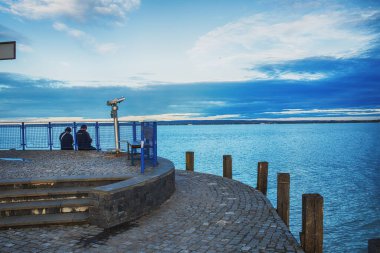 Balaton Gölü rıhtımında. Yüksek kalite fotoğraf