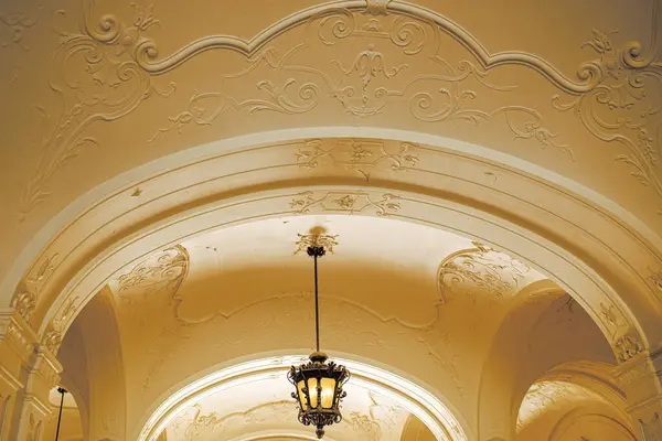 天井の装飾 ハンガリー ザラの町に位置するバロック宮殿 高品質の写真 — ストック写真