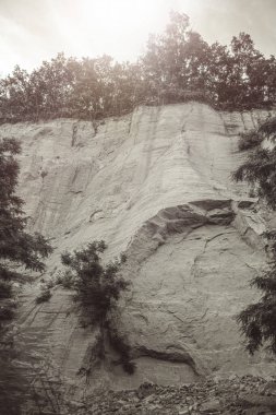 Kumdan duvar, kum kayalığı. Yüksek kalite fotoğraf. Yüksek kalite fotoğraf