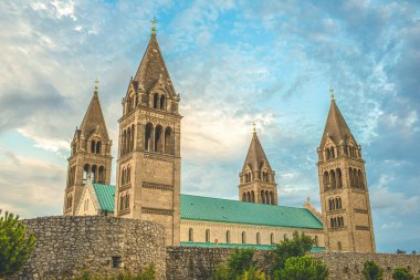 Pecs, Macaristan 'daki katedral. Yüksek kalite fotoğraf