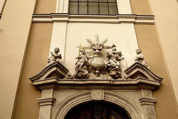 Szolnok, Macaristan 'daki Fransisken Kilisesi. Yüksek kalite fotoğraf
