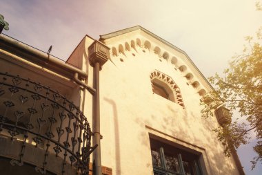 Macaristan 'ın Szolnok şehrinde Art Nouveau villası. Yüksek kalite fotoğraf