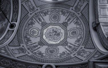 Mayıs 2023 'te Budapeşte' de devlet operası. Yüksek kalite fotoğraf