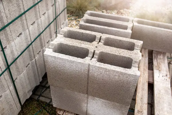 İnşaat için beton yığını. Yüksek kalite fotoğraf