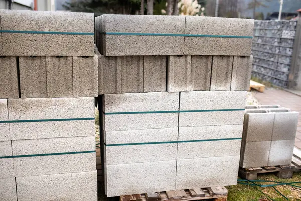 İnşaat için beton yığını. Yüksek kalite fotoğraf