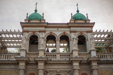 Budapeşte, Macaristan - 7 Ekim 2023: Varkert Bazar. Yüksek kalite fotoğraf