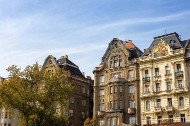 Budapeşte, Macaristan - 7 Ekim 2022: Şehir merkezindeki tarihi bina. Yüksek kalite fotoğraf