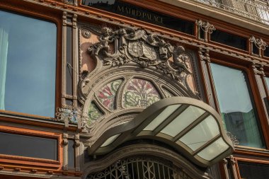 Budapeşte, Macaristan - 7 Ekim 2023: Matild Sarayı cephesi. Yüksek kalite fotoğraf