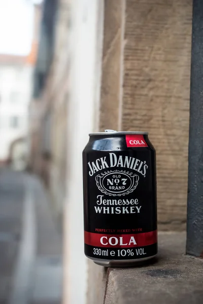 Strasbourg France Листопада 2022 Closeup Jack Daniel Can Abandoned Вулиці — стокове фото
