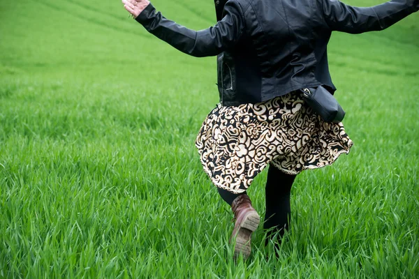 Closeup Woman Running Field Landscape — Stock Photo, Image