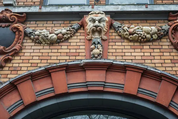 Lille France Taki Antik Bina Cephesinde Mimarinin Perakendecisi — Stok fotoğraf