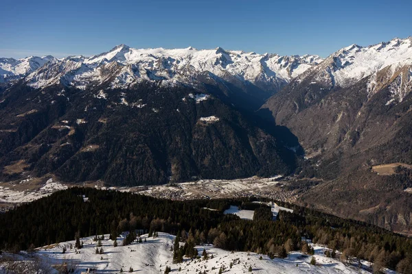 Pinzolo Χειμώνα Ηλιόλουστη Μέρα Val Rendena Δολομίτες Ιταλικές Άλπεις Trentino — Φωτογραφία Αρχείου