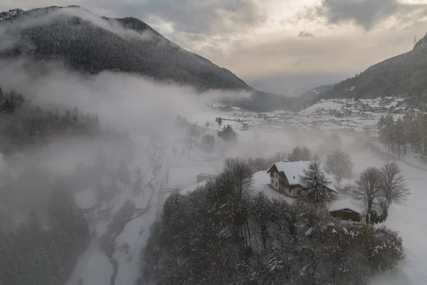 Ville Montagne Italienne Berguzzo Dans Les Alpes Parc Adamello Brenta — Photo