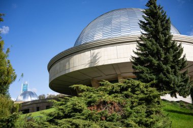 Silezya Gözlemevi aynı zamanda Silezya Gözlemevi ve Astronomik Gözlemevi. Silezya Central Park 'ında..