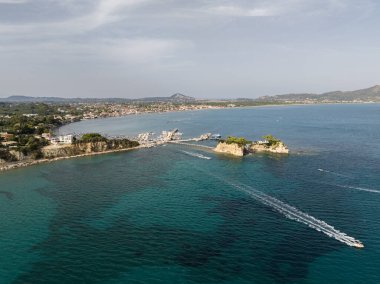 Zakynthos, Yunanistan 'daki Cameo Düğün Adası. Tahta köprüsü olan Yunan adası. Yunanistan 'daki Cameo Adası.