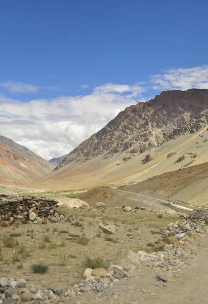 Άποψη Της Όμορφης Κοιλάδας Στο Δρόμο Darcha Padum Ladakh Ινδία — Φωτογραφία Αρχείου