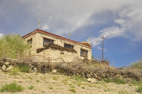 Vista Ángulo Bajo Una Antigua Casa Tradicional Ladakhi Con Vista — Foto de Stock