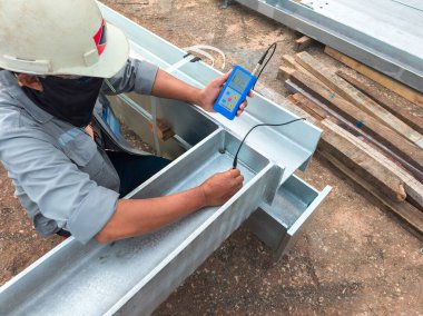 Endüstriyel Fabrikalardaki Çelik Yapısı Projesinin Belirlenmesi ile Kalınlaştırılmış Kaplama Kalınlığı Ölçümü.