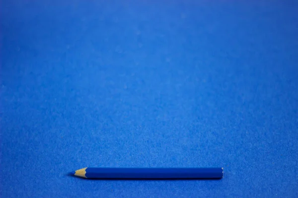 Szablon Miejsca Kopiowania Przez Górny Widok Zdjęcie Drewnianego Niebieskiego Ołówka — Zdjęcie stockowe