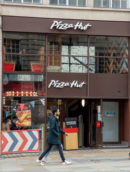 Londres Reino Unido Maio 2023 Restaurante Pizza Hut Cidade Londres Imagens Royalty-Free