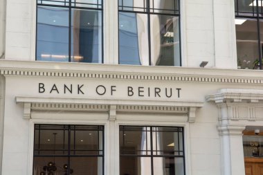 Londra, İngiltere - 10 Mayıs 2023: The Bank of Beyrut, Londra şubesi 66 Cannon Caddesi, Londra, İngiltere, İngiltere.