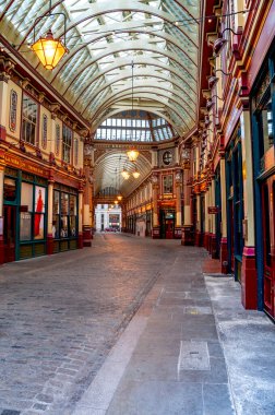 Londra, İngiltere - 24 Mart 2024: Leadenhall Market, Londra. İngiltere.