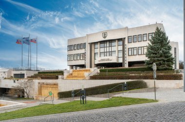 Bratislava 'daki Slovakya Cumhuriyeti Ulusal Konseyi (Narodna rada Slovenskej republiky) binası. Slovakya.
