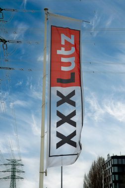 Bratislava, Slovakya - 16 Mart 2025 XXLutz mağazası. XXX Lutz Grubu dünyanın en büyük mobilya perakendecilerinden biridir..