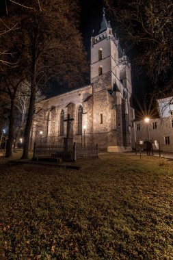 Geceleri Saint Benedict Bazilikası. Hronsky Benadik 'teki manastır. Slovakya.
