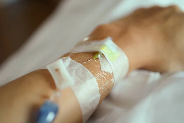 Intravenöse Flüssigkeit Zur Behandlung Von Patienten Krankenhaus — Stockfoto