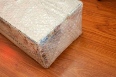 Ürün ve ambalaj endüstrisini korumak için beyaz baloncuk paketi