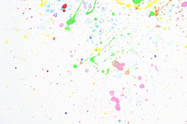 beyaz kağıt üzerinde su rengi sıçraması, renkli sanat tasarımı